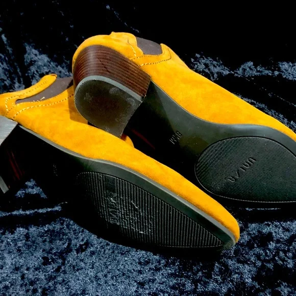 NIB UNISA Camel ankle bootie, Suede manmade material, Sz 8.5 - Picture 3 of 6